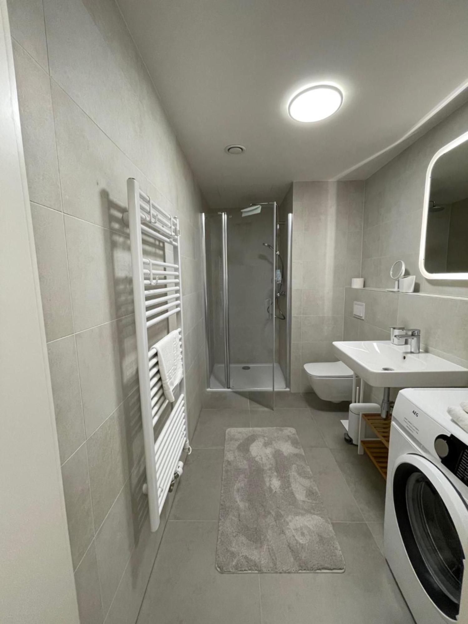 H52 Apartments ブルノ エクステリア 写真