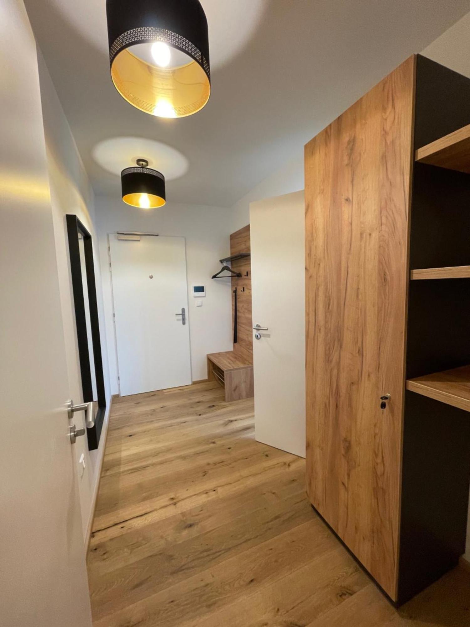 H52 Apartments ブルノ エクステリア 写真