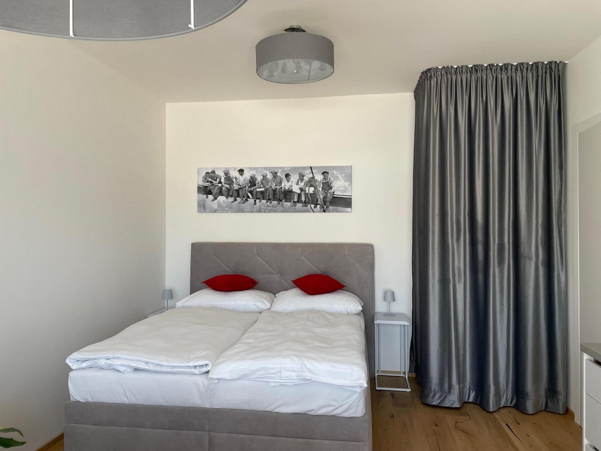 H52 Apartments ブルノ エクステリア 写真